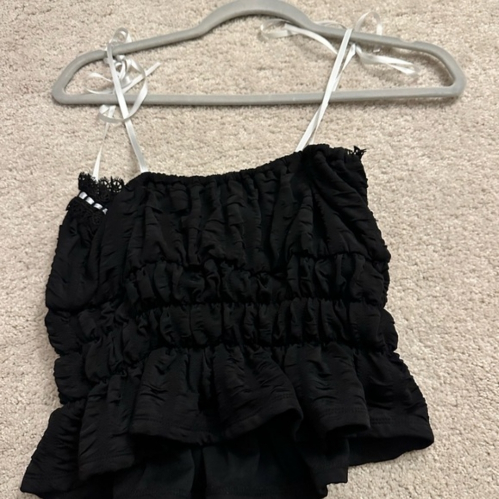 Forever 21 Black Ruched Tank Top - Picture 2 of 3